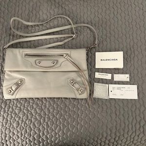 Balenciaga envelope crossbody bag - lt gray/silver hardware